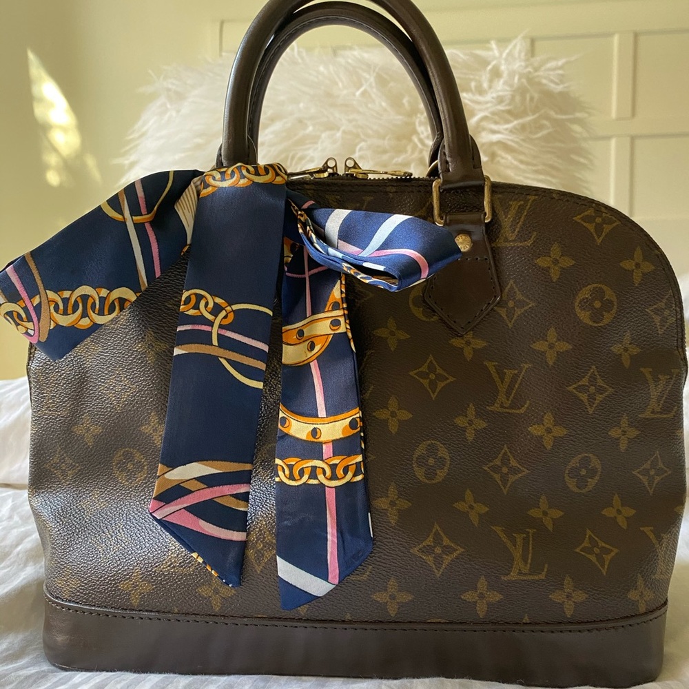 Authentic Louis Vuitton Monogram Alma